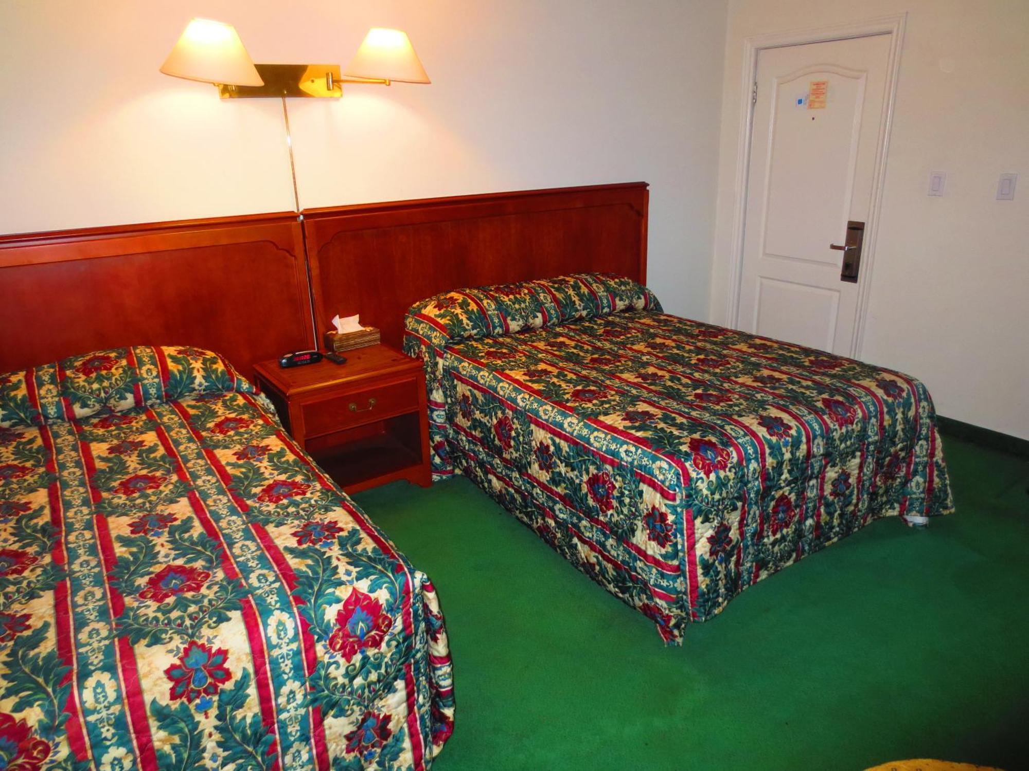 Canadiana Motel Hanover Exteriér fotografie
